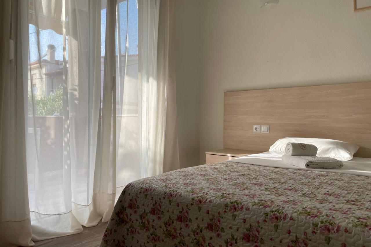 Royals Apartments 2 Никити Экстерьер фото