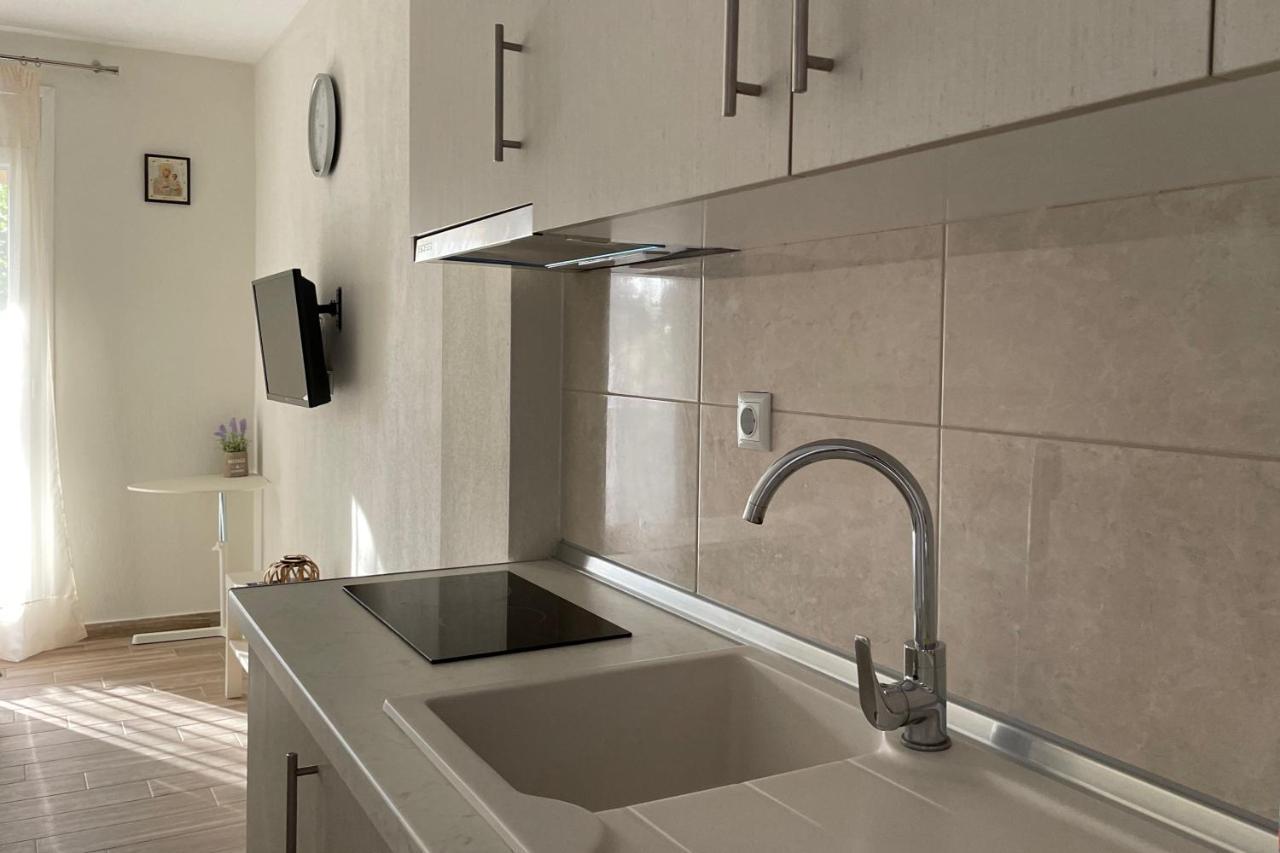 Royals Apartments 2 Никити Экстерьер фото