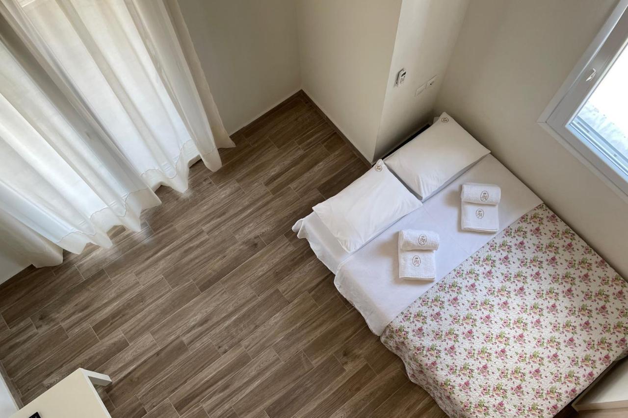 Royals Apartments 2 Никити Экстерьер фото