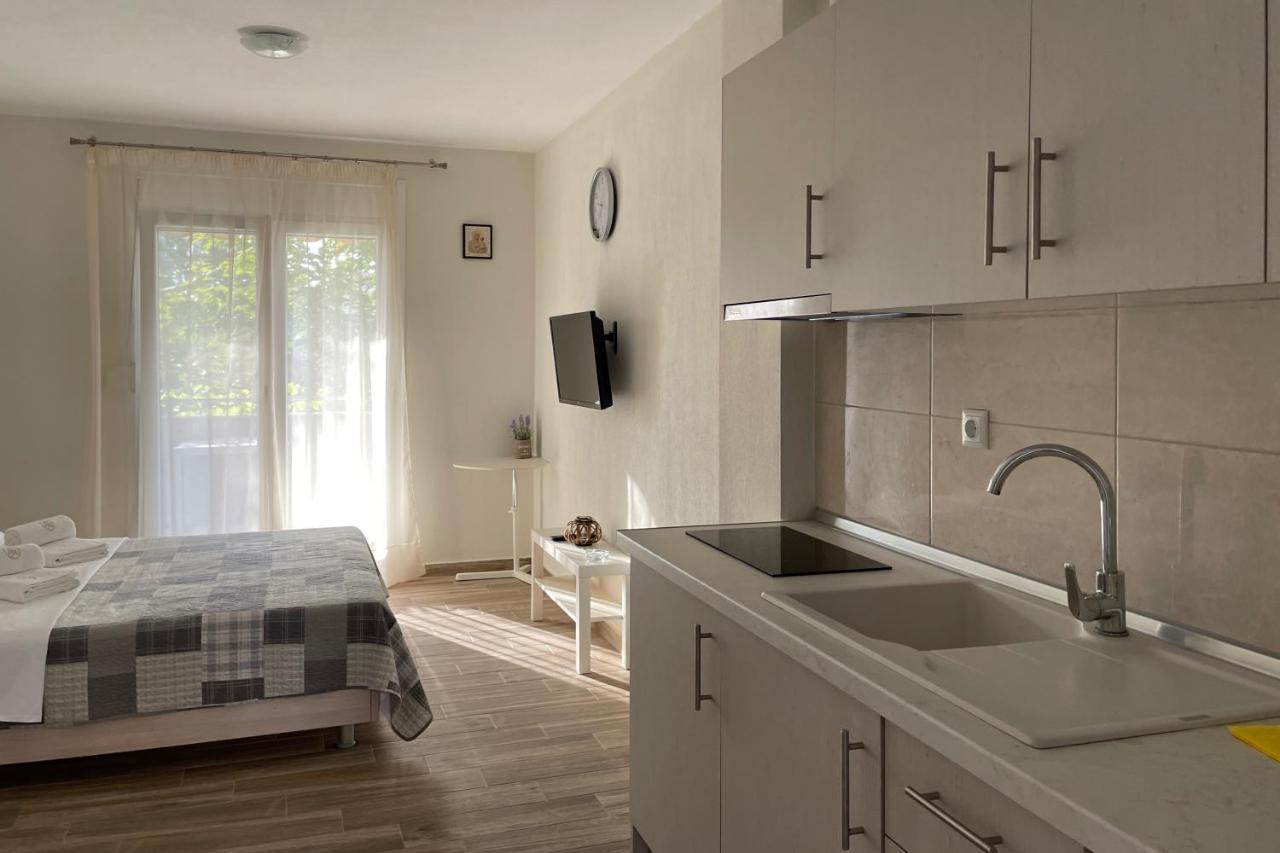 Royals Apartments 2 Никити Экстерьер фото