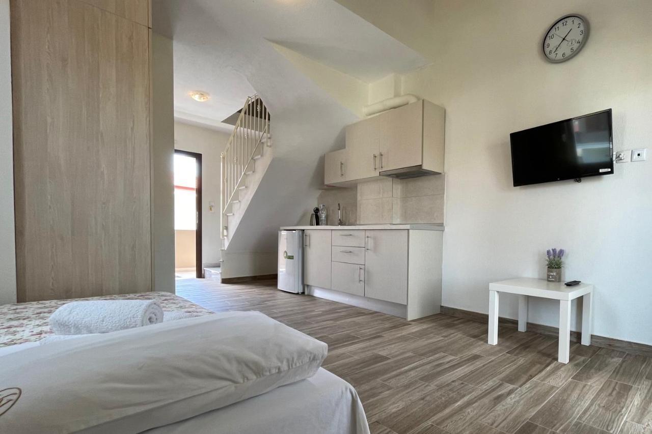 Royals Apartments 2 Никити Экстерьер фото