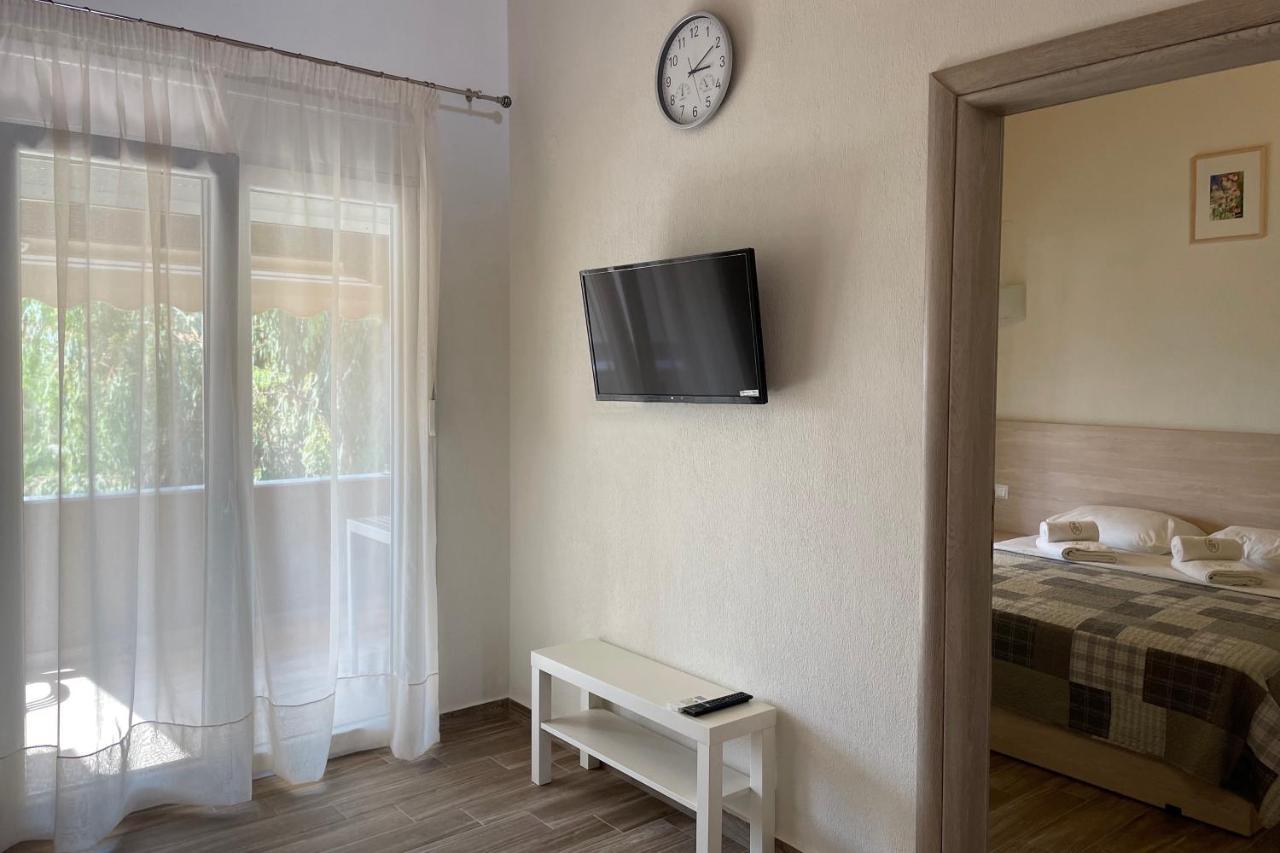 Royals Apartments 2 Никити Экстерьер фото